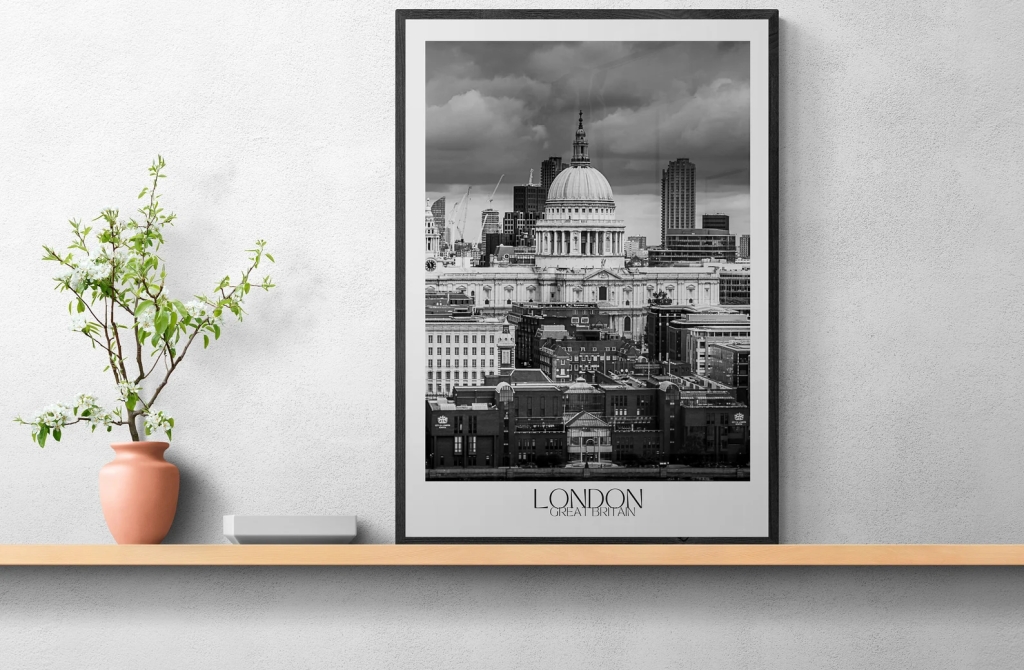 London Poster Photography - St Paul's Cathedral Print in Black and White - Wall Art Home Decor, Wall Hanging, Mother's Day Gift Idea